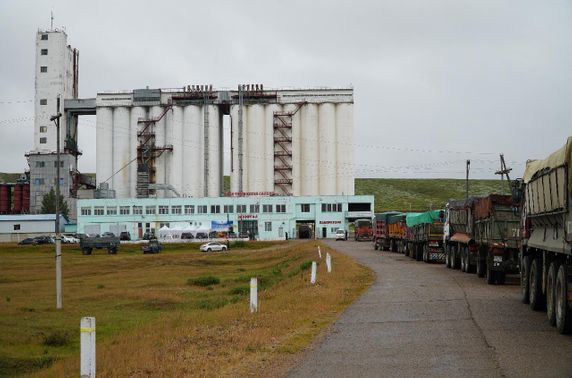 Улаанбуудайн туршилтын арилжаа амжилттай явагдлаа